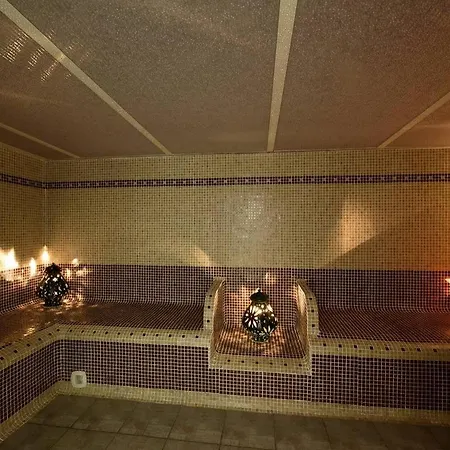 Lägenhet Dans L'aile Du Chateau 130m2 6 Personnes