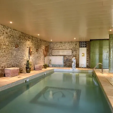Apartment Dans L'aile Du Chateau 130m2 6 Personnes Carcassonne
