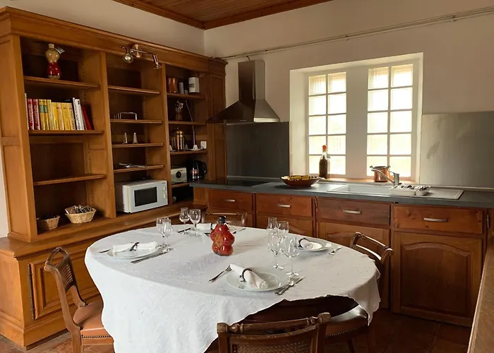 Dans L'aile Du Chateau 130m2 6 Personnes 公寓 卡尔卡松
